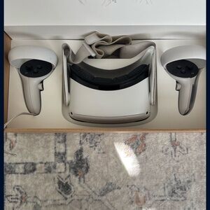 Meta quest 2! | With box | check Description!